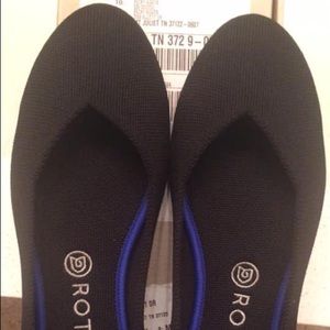 Rothys black round toe flats size 9.5
